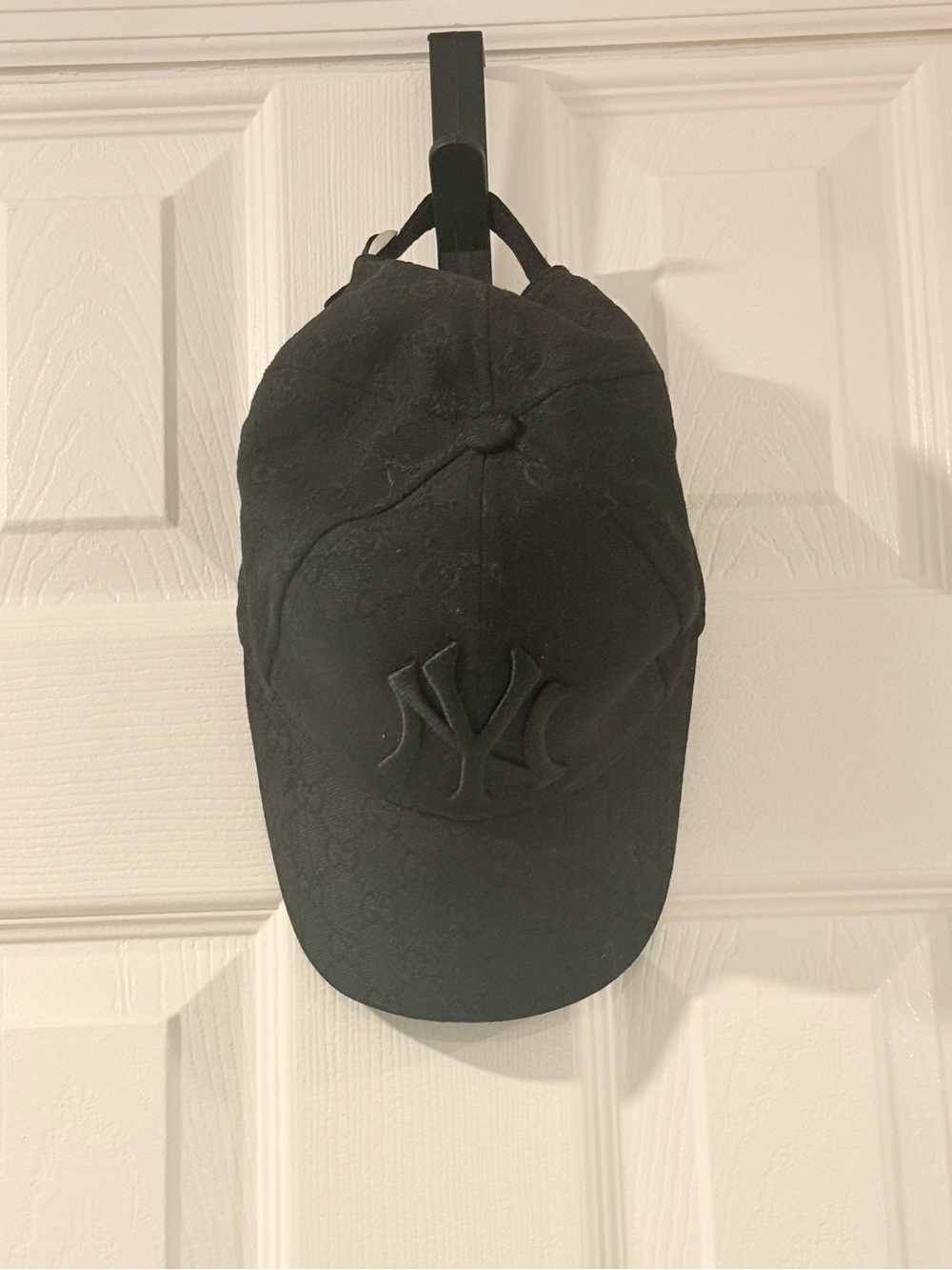 Black NY Logo Baseball Cap